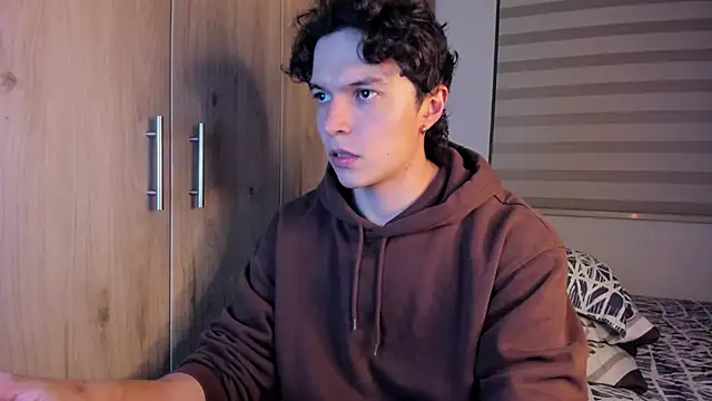 Mastrangelo xxx online show from October 9, 4:17 am