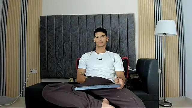 ANDRES STUD online show from September 25, 8:24 am