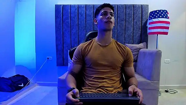 ANDRES STUD online show from March 20, 1:04 pm