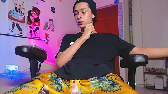 Snapshot of steve__gray chatting on September 27, 3:04 am steve gray online show from September 27, 3:04 am