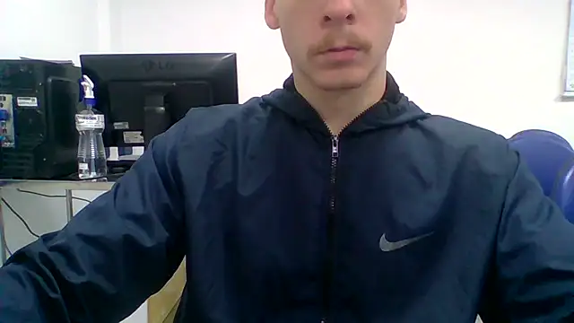 Snapshot of Novinho_pica_rosa chatting on October 17, 11:25 am Novinho pica rosa online show from October 17, 11:25 am