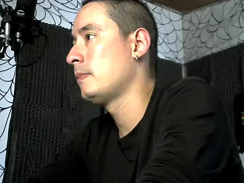 vampireathome online show from February 6, 7:11 pm