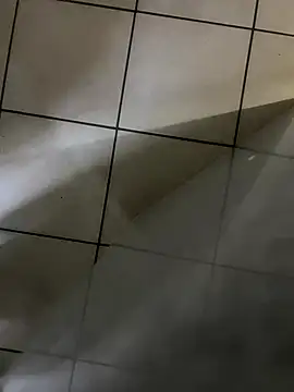 OneWhoBringsJoy online show from December 21, 11:24 pm