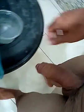 garoto-pirocudo online show from March 14, 3:37 am