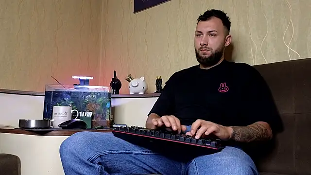 JamieNoxus online show from September 19, 8:04 am