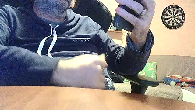 Snapshot of lanata chatting on March 13, 12:05 am lanata online show from March 13, 12:05 am