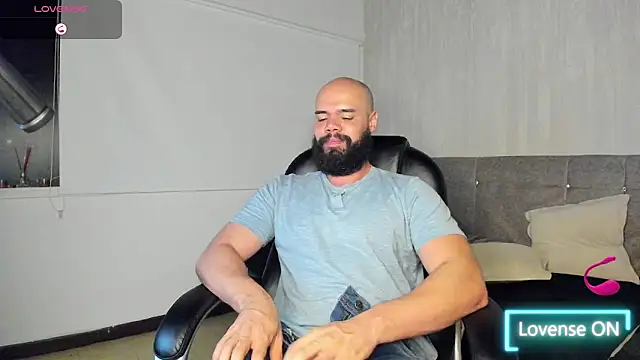 Luke Diaz7 online show from October 4, 4:50 am