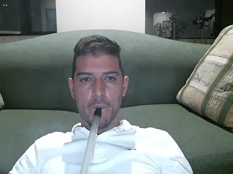 quitomanec online show from October 21, 4:48 am