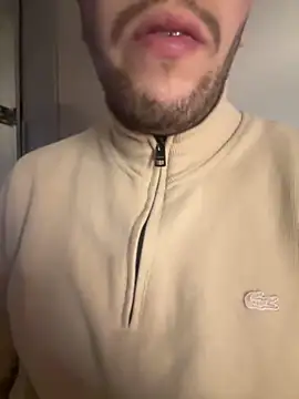 yaxxx03 online show from February 13, 7:52 pm