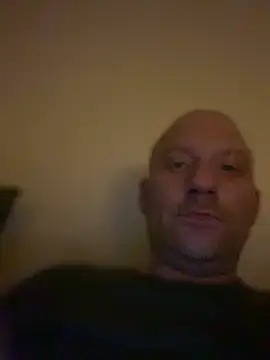 Krzysiekg123 online show from February 21, 7:32 pm