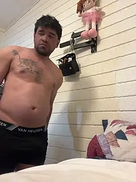 guajiro276565 online show from March 19, 6:55 pm