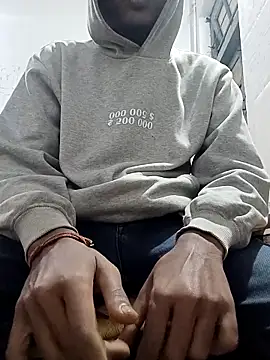 boyyouwant33 online show from February 16, 4:10 pm