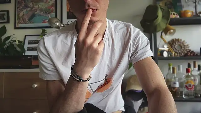 MikymikeBBWD online show from April 18, 11:11 am