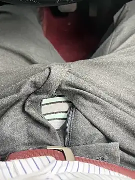 Snapshot of BadboySLR_8899 chatting on October 23, 8:29 am BadboySLR 8899 online show from October 23, 8:29 am