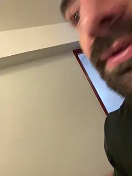 Snapshot of morfeoX chatting on March 21, 8:50 am morfeoX online show from March 21, 8:50 am