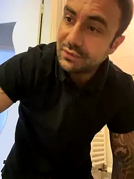 Snapshot of morfeoX chatting on September 22, 1:21 pm morfeoX online show from September 22, 1:21 pm