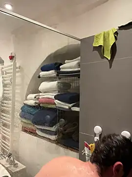 Snapshot of morfeoX chatting on March 10, 7:40 pm morfeoX online show from March 10, 7:40 pm