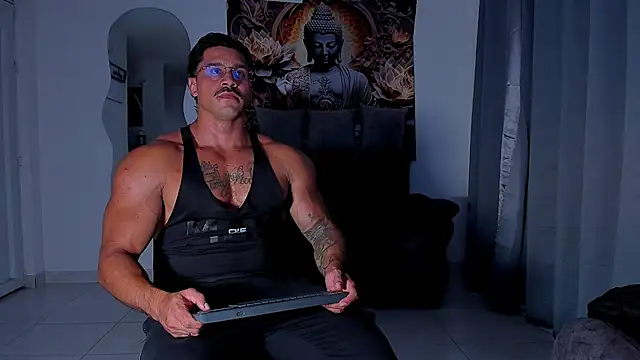 Valentino Dosantos  online show from November 27, 9:18 pm