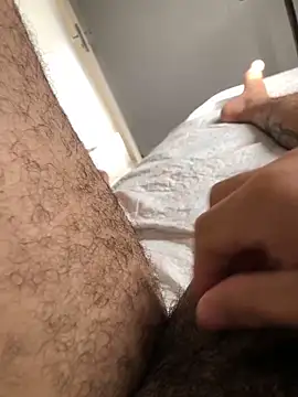 Snapshot of mchdo09 chatting on March 1, 10:45 am mchdo09 online show from March 1, 10:45 am