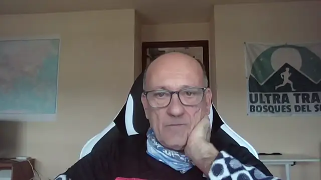 llopaco online show from February 17, 11:42 am