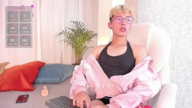 iiangel  online show from February 21, 3:34 am