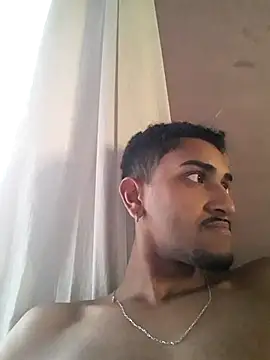 Snapshot of ldkzinnn chatting on October 17, 11:14 am ldkzinnn online show from October 17, 11:14 am