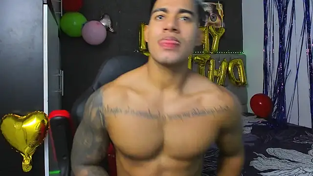 luigi hot  online show from May 24, 5:41 pm