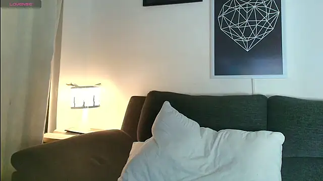 thomyafar online show from October 19, 1:10 am