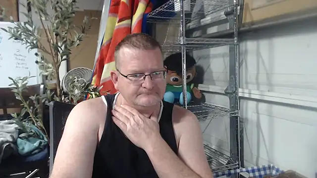 Randomoldguy615 online show from March 15, 6:32 pm