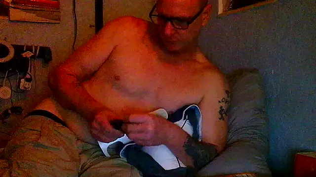 PornStro921 online show from March 7, 12:30 am