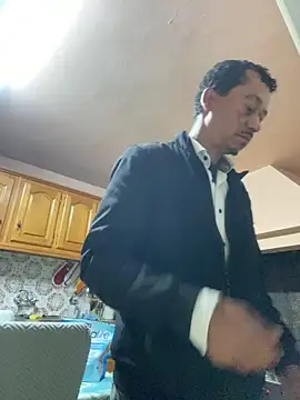 rogerdik76 online show from April 4, 7:27 am