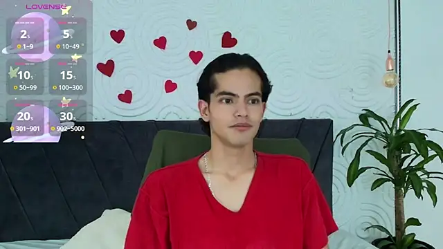 Maximoherrera 16 online show from April 17, 1:47 pm