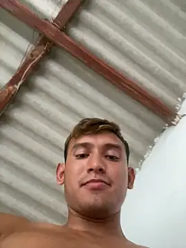 Babyalienqm online show from February 28, 8:52 pm