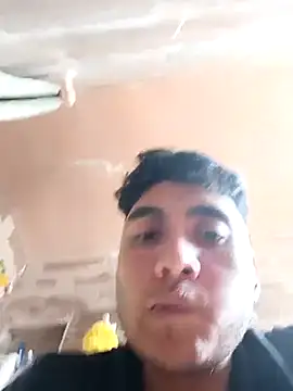 Snapshot of crisssalazar chatting on March 21, 4:29 pm crisssalazar online show from March 21, 4:29 pm