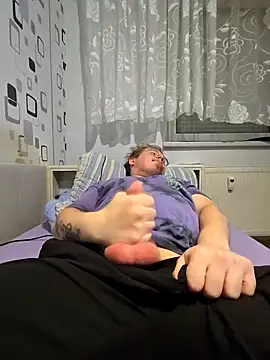 GinzouGay online show from November 10, 10:15 pm