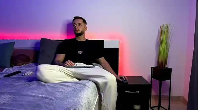 nicholasX1 online show from March 12, 8:52 pm