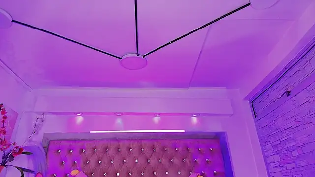 Jonas Rivers online show from October 18, 1:27 pm