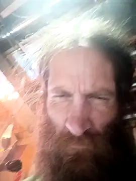 Snapshot of SirJonBradley chatting on September 14, 10:45 pm SirJonBradley online show from September 14, 10:45 pm