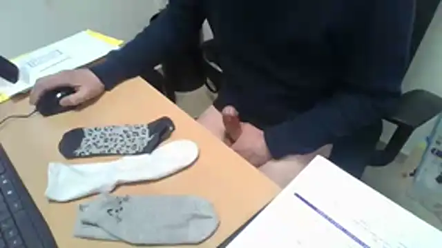 GM51-1988 online show from February 5, 4:58 pm