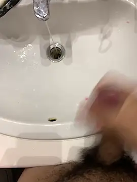 Snapshot of Runstat chatting on September 20, 4:07 pm Runstat online show from September 20, 4:07 pm