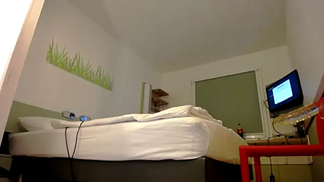 BiggedyBear online show from July 18, 11:54 pm