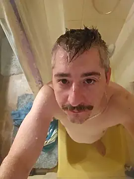 Snapshot of smooothbb chatting on October 3, 6:18 am smooothbb online show from October 3, 6:18 am