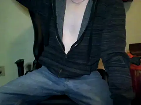 Snapshot of smooothbb chatting on March 8, 2:21 am smooothbb online show from March 8, 2:21 am