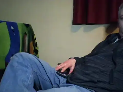 Snapshot of smooothbb chatting on March 6, 1:58 am smooothbb online show from March 6, 1:58 am