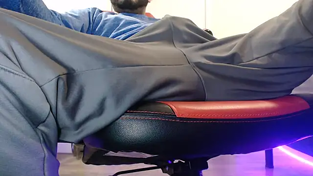 magnumbull online show from March 9, 9:46 pm