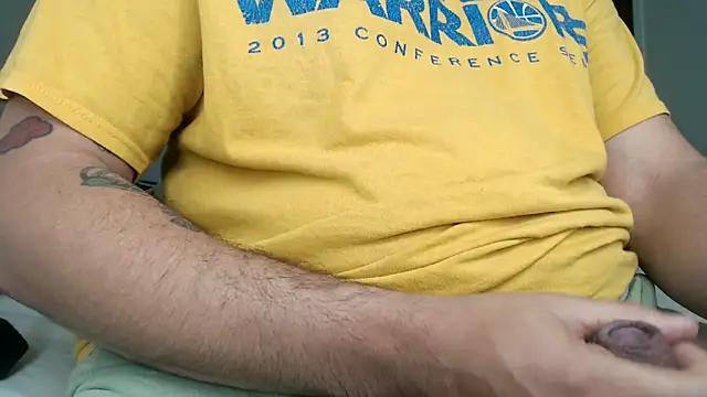 magnumbull online show from May 8, 9:59 pm