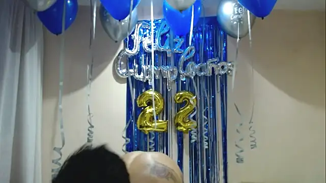 Snapshot of Monkey_uchiha777 chatting on September 12, 1:27 am Monkey uchiha777 online show from September 12, 1:27 am