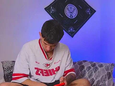 samevansx  online show from November 16, 5:59 pm