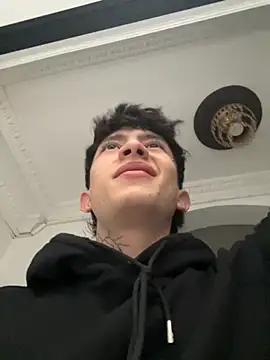 troy rouge online show from October 27, 6:54 pm