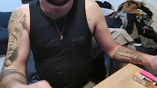 maialinofriuli online show from February 10, 10:03 pm